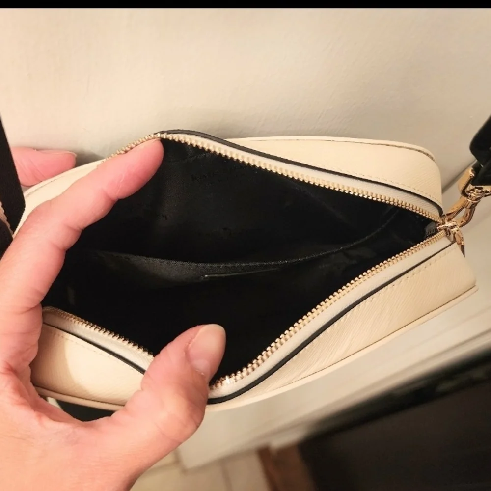 Kate Spade Black and Cream Camera Crossbody Bag - Picture 5 of 6